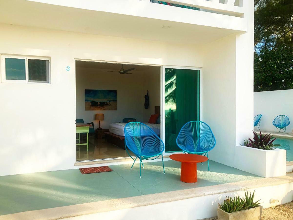 Playa 55 Beach Escape - Adults Only Guesthouse Селестун Екстериор снимка